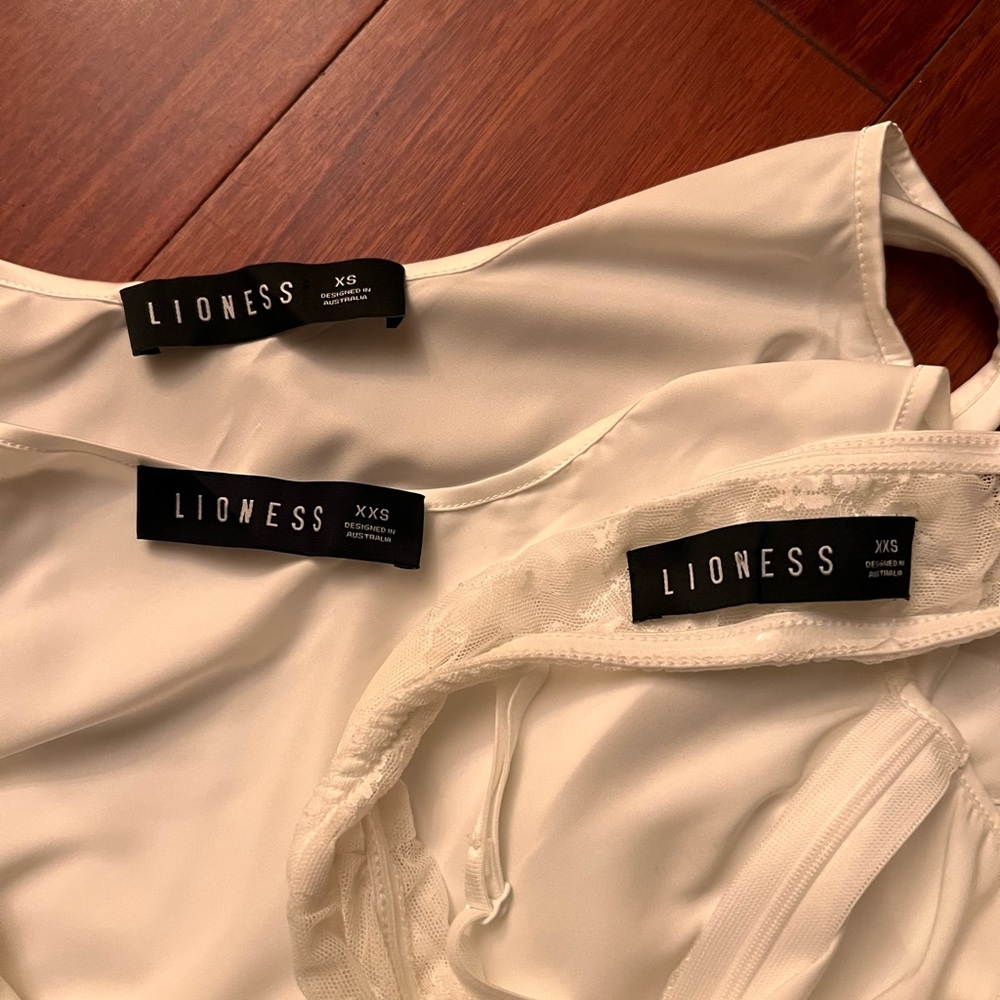 Lioness white Draped Cowl Front Tank Top - Picture 16 of 16